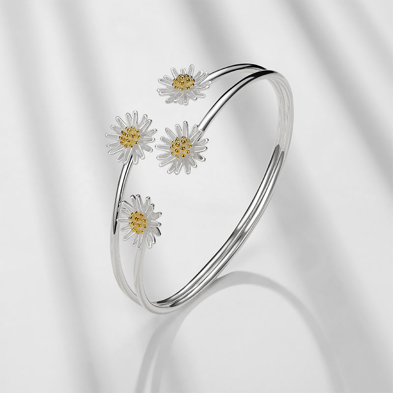 Personalized 925 Silver Plated Chrysanthemum Bracelet For Women Copper Base With Elegant Flower Design For Any Occasion