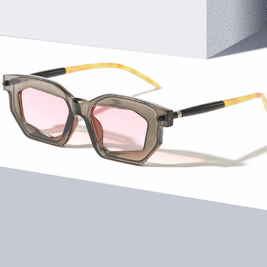 Retro Style Sunglasses For Women And Men Small Frame UV AC Lens Visor Box Sunglasses Personalization For Everyday Wear