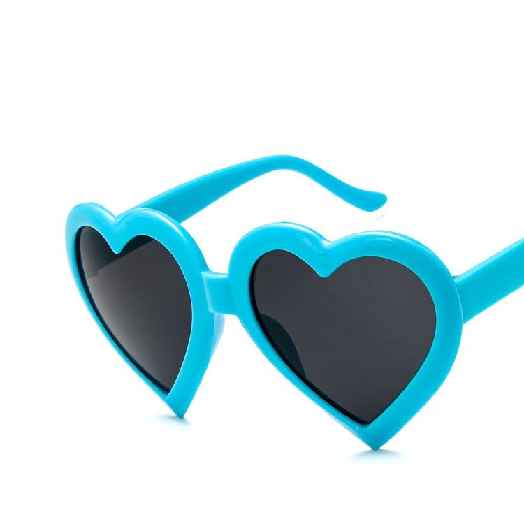 Kids Heart Shaped Sunglasses for Children Trendy Full Rim Eyewear Bright Red Pink Black UV Protection for Daily Play