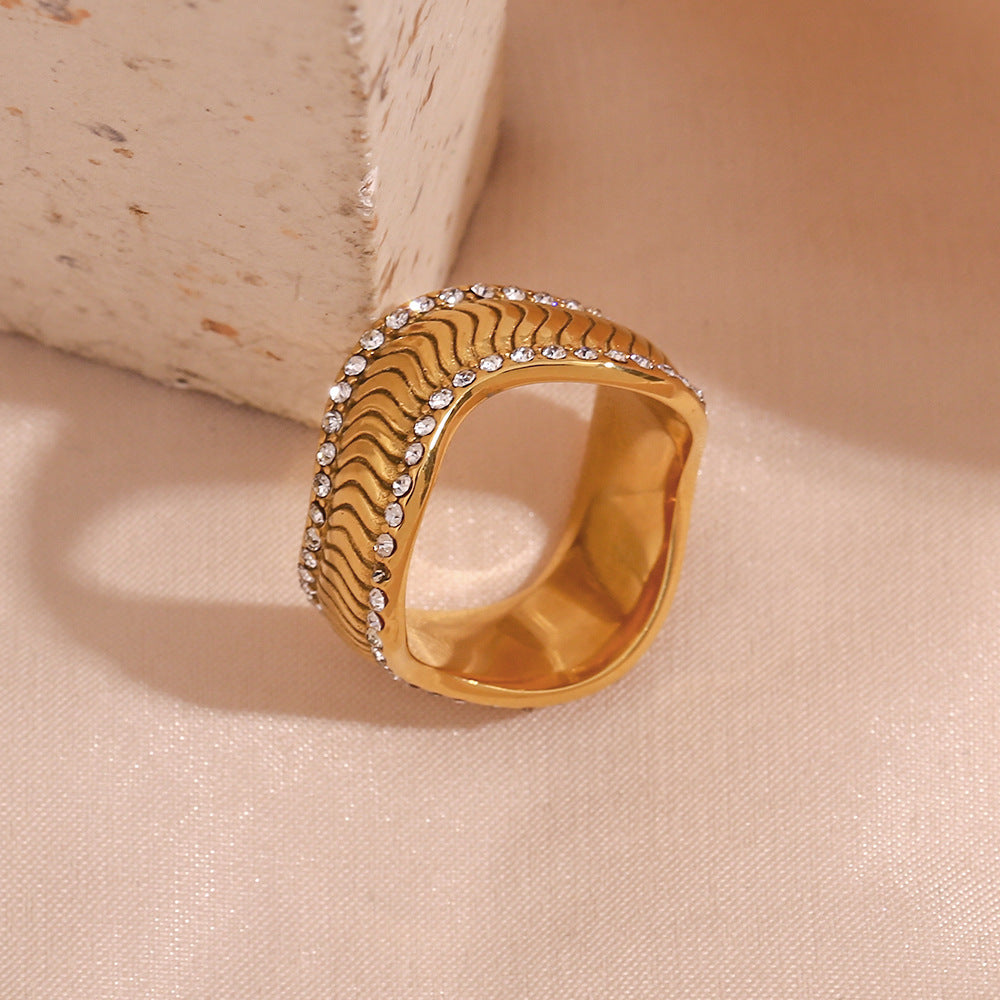 Womens Stainless Steel Ring 18K Gold Plated Wavy Twill Band With Stones Geometric Round Ring Fashion Jewelry For Women