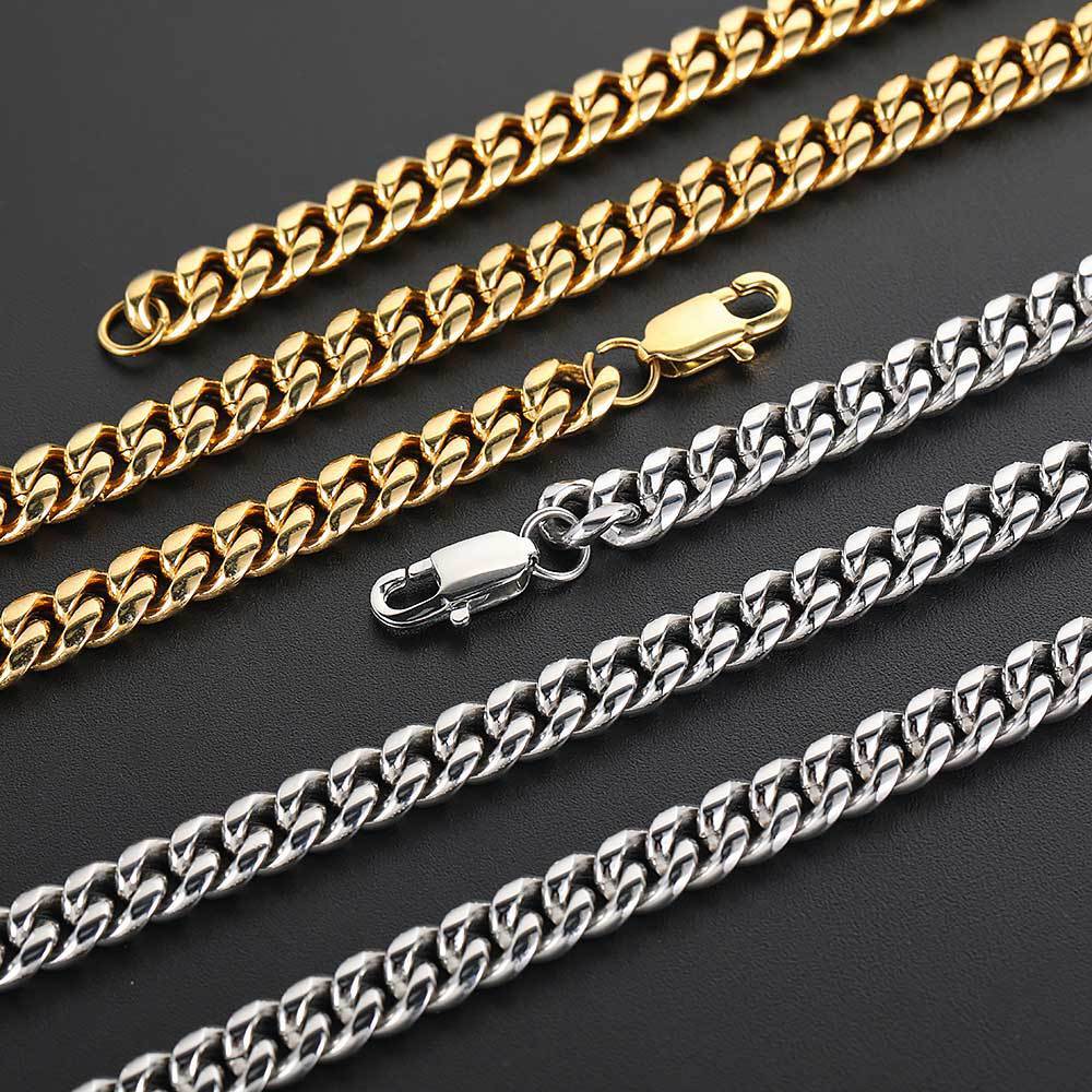 Unisex Stainless Steel Cuban Chain Bracelet With Japanese Buckle Round Grinding Design For Everyday Wear With Clasp