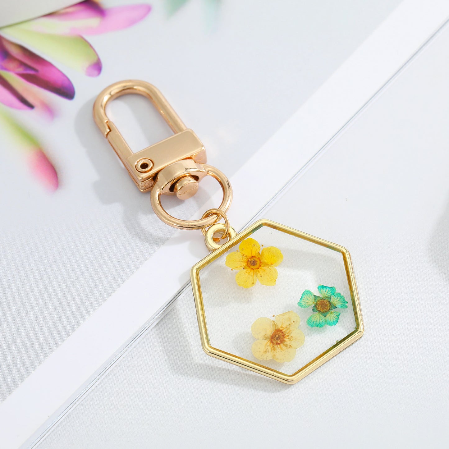 Resin Flower Keychain With Dried Flowers Pendant Oil Drip