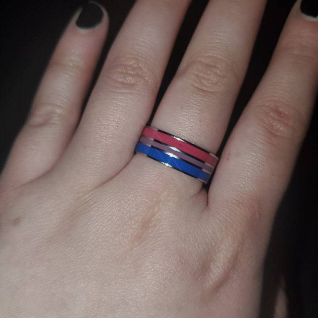 Bisexual Pride Alloy Ring LGBTQ Ally Jewelry Band for Men and Women Unisex Durable Fashion Accessory Gift Hypoallergenic