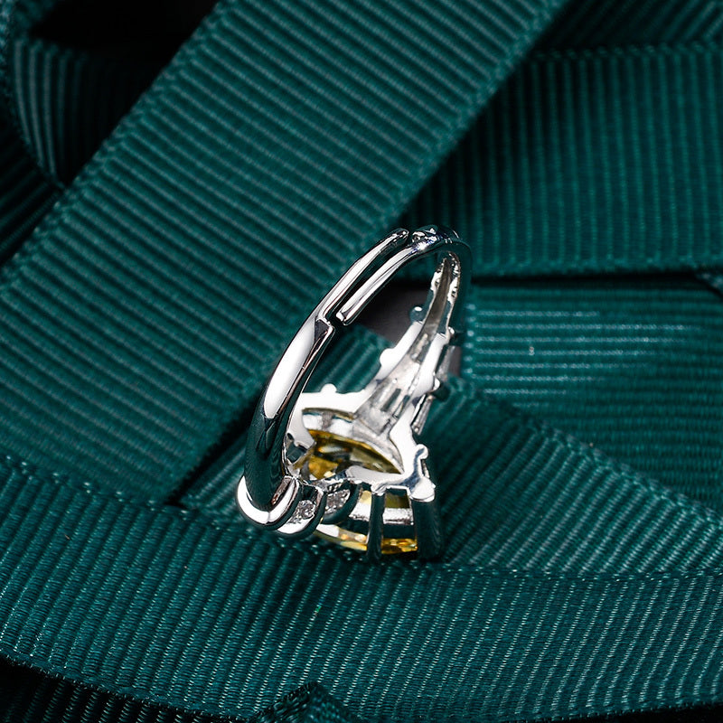 Women's Vintage Copper Alloy Ring With Yellow Diamond Inlay Elegant Fashion Jewelry Gift For Special Occasions