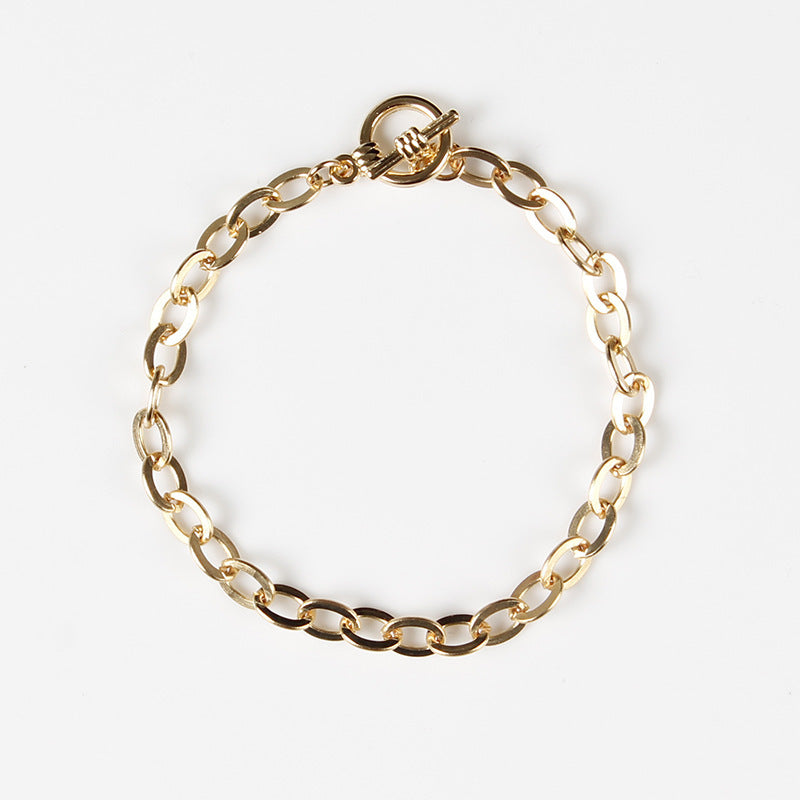 Unisex Gold Plated Buckle Bracelet Simple Metal Bangle Electroplated Finish For Women And Men Everyday Classic