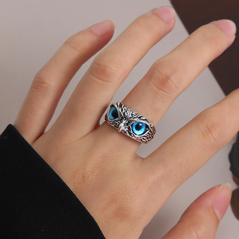 Unisex Alloy Ring With Retro Blue Eyes Owl Design Electroplated Statement Ring High Quality Beautiful For Everyday Wear
