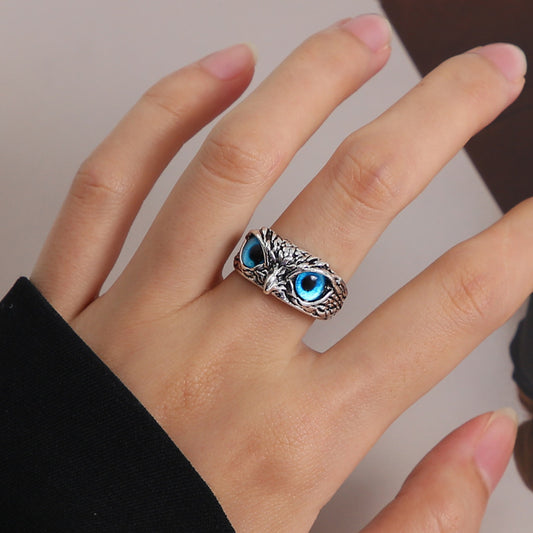 Unisex Alloy Ring With Retro Blue Eyes Owl Design Electroplated Statement Ring High Quality Beautiful For Everyday Wear