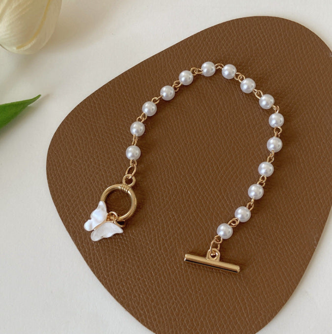 Womens Golden Butterfly Bracelet With Pearl Pendant European Geometric Design Alloy Metal Fashion Jewelry Bracelet