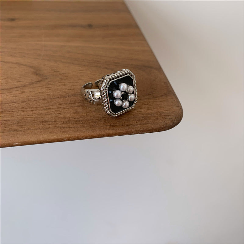 Vintage Black Oil Drop Pearl Flower Ring Metal Simple Geometry Dripping Oil Square Open Rings Women Adjustable