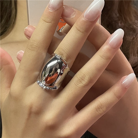 Gold Plated Metal Ring Exaggerated Curved Glossy Design Women Trendy Fashion Jewelry Durable Statement Accessory
