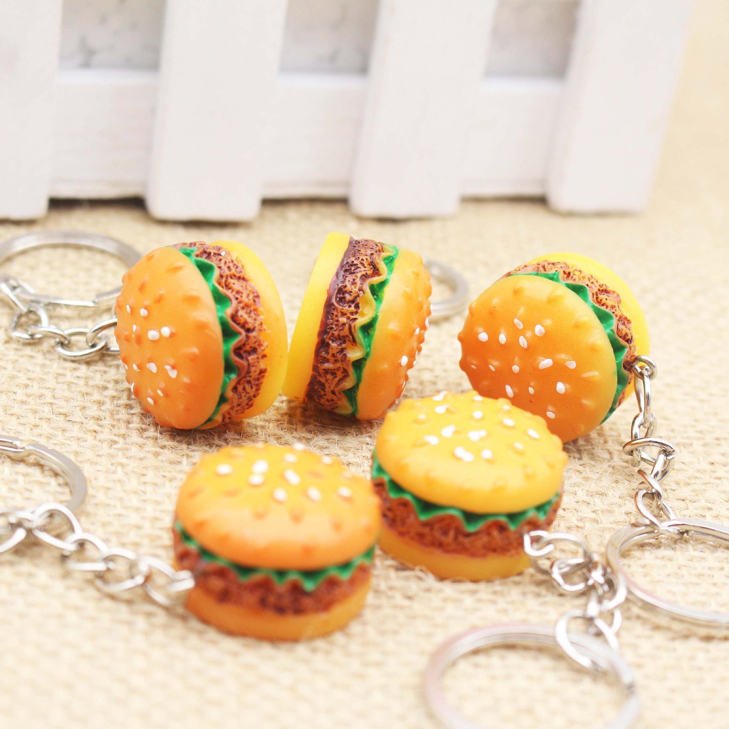 Hamburger Keychain Cute Resin Charm Alloy Keyring Fun Food Gift For Friends Family Events Unisex Pendant Decor