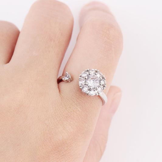 Rotating Adjustable Silver Ring For Women With Zircon Micro Inlaid Geometric Design European Fashion Daily Wear