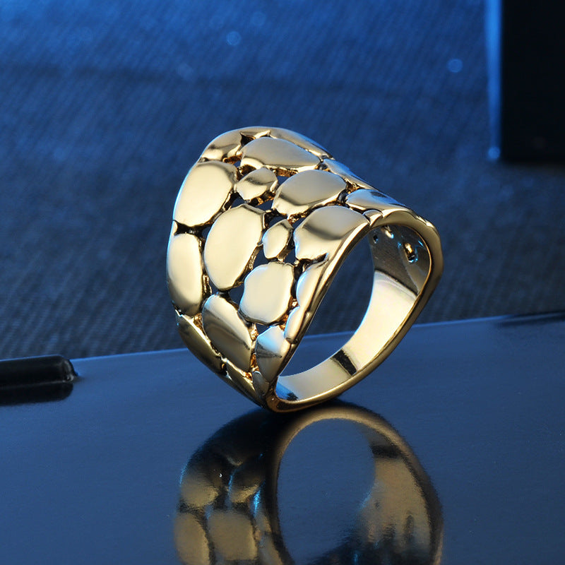 Retro Palace Style Ring Simple Elegant Alloy Gold Plated 22 By 22 Millimeter Timeless Design For Everyday Wear