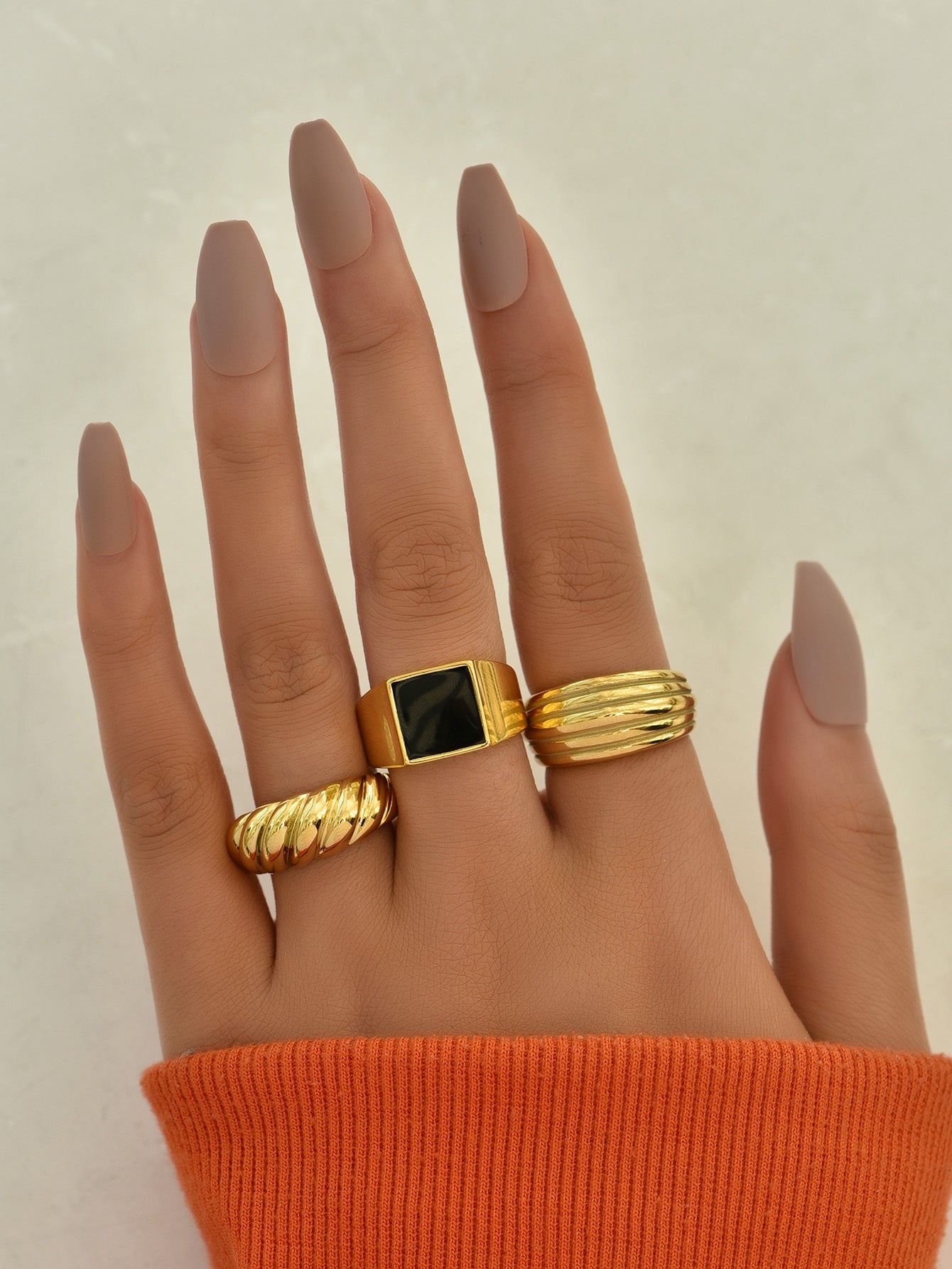 Womens Fashion Rings Trendy Alloyed Rings High Quality Ring Polished Ring Beautiful Appearance Ring Must Have