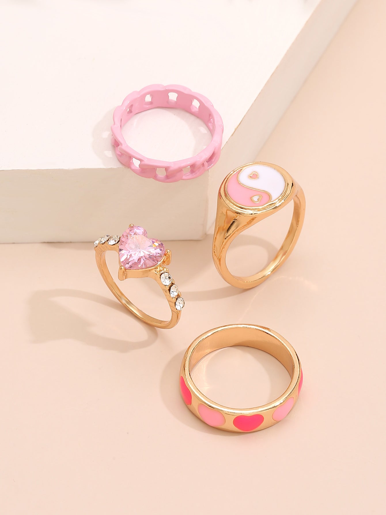 Womens Fashion Ring Set Irregular Zinc Alloy Electroplated Rings Trendy Stylish Rings For Women Wild Ring Ring