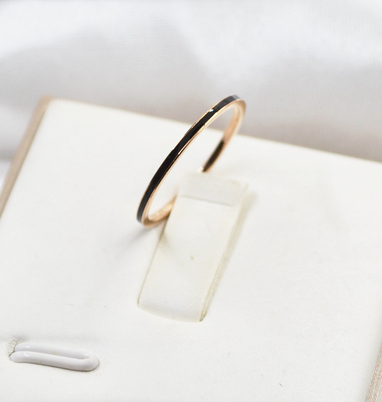 Womens Titanium Steel Ring Epoxy Enamel Rose Gold Plated Minimalist Band Jewelry For Her Sizes 5 6 7 8 9 10 Gift