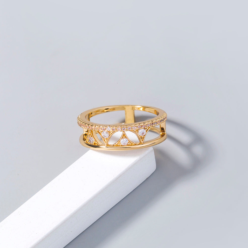 Women's Adjustable Triangular Sail Zircon Copper Ring Gift