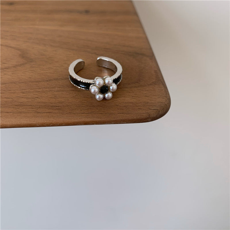 Vintage Black Oil Drop Pearl Flower Ring Metal Simple Geometry Dripping Oil Square Open Rings Women Adjustable