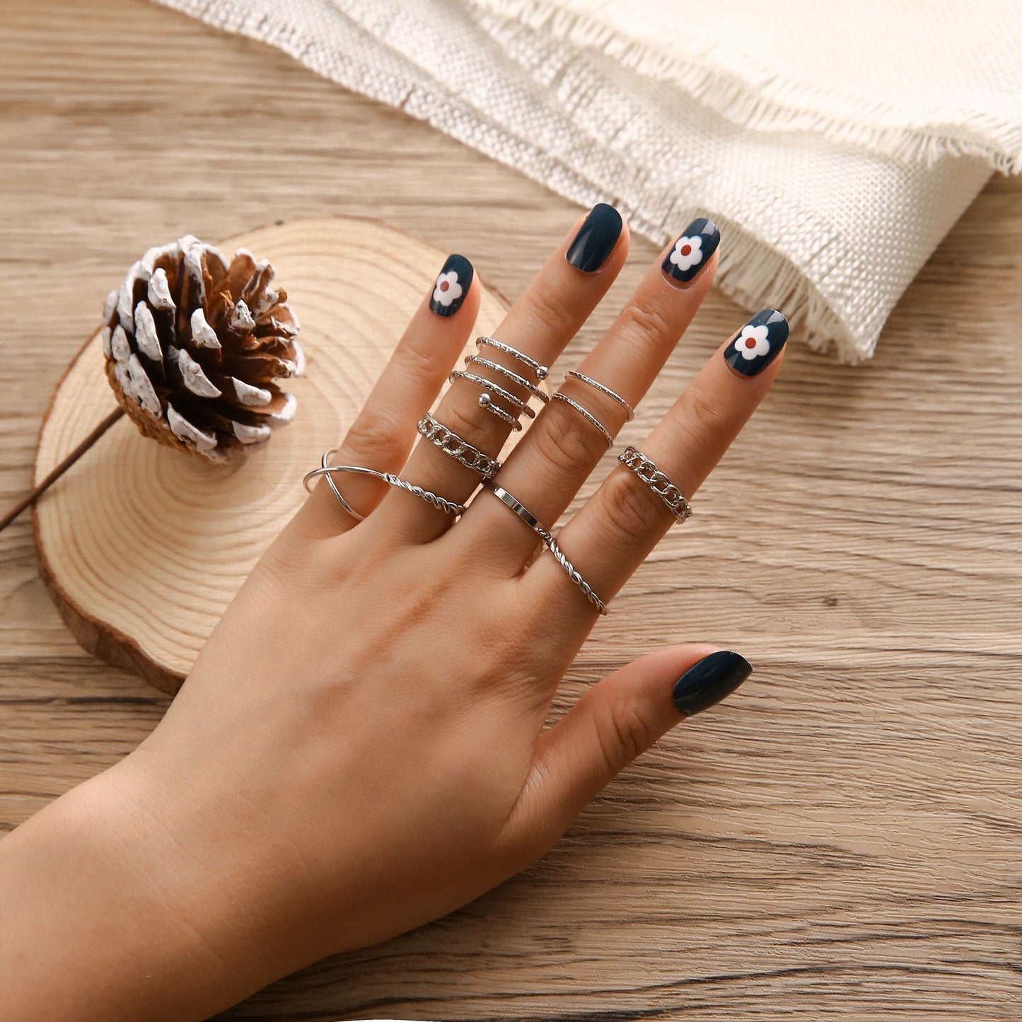 Womens Ring Set Eight Piece Fashion Alloy Rings Retro Style Cross Opening Twist Joint Design For Everyday Wear