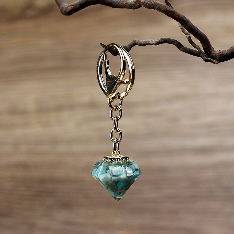 Crystal Gravel Resin Keychain Pendant Modern Design With Tapered Point Handcrafted Natural Stone Accessory Kit