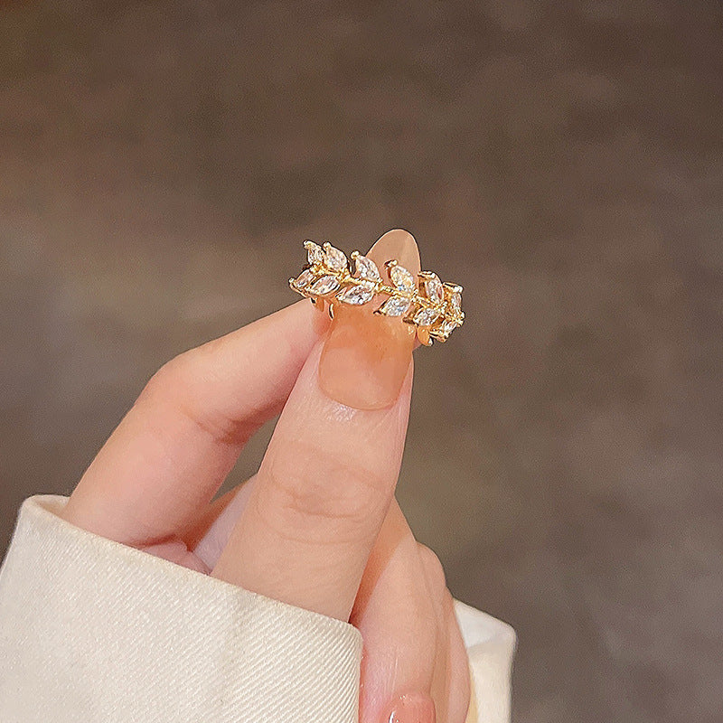 Elegant PearlWhite Ring Geometric Copper Band Electroplated White Gold Gemstone Inlay Gift For Her Korean Style