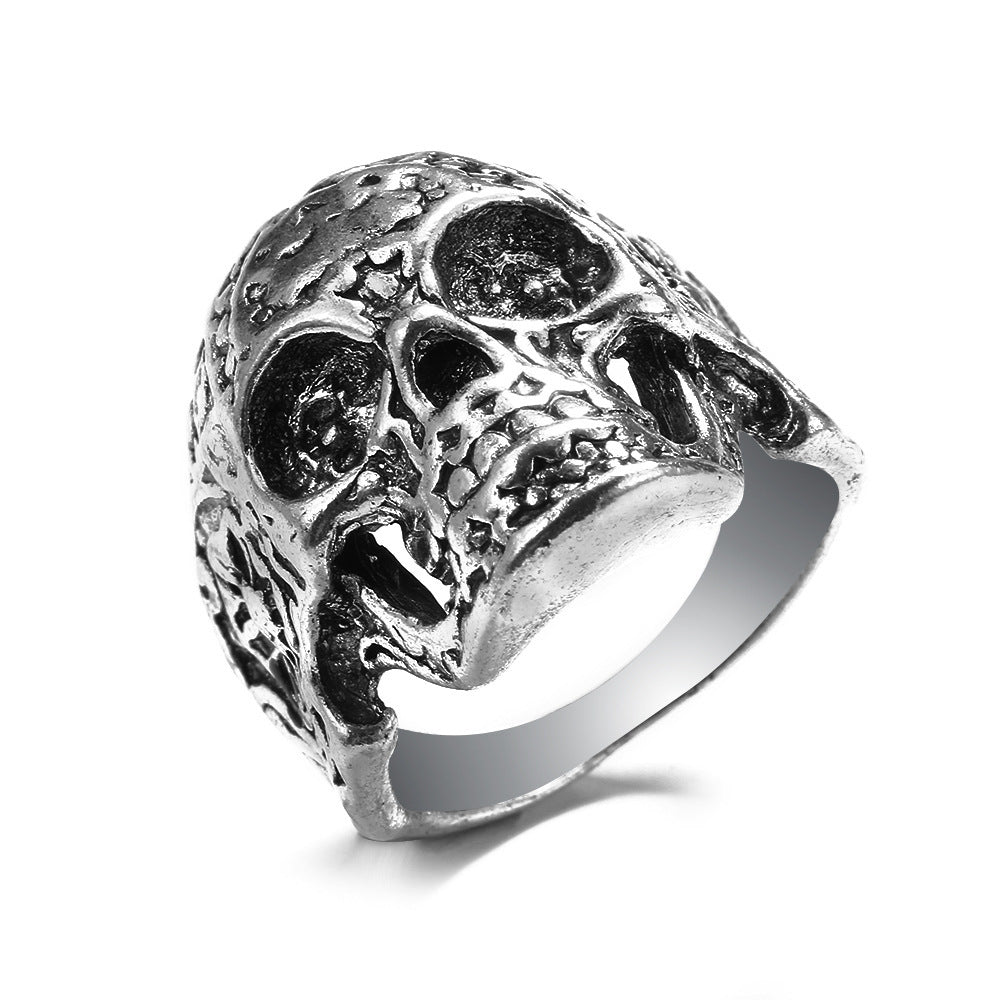 Unisex Heart Shaped Ring With Butterfly Or Spider Accent And Rose Skull Details Fashionable Accessory In Fashion