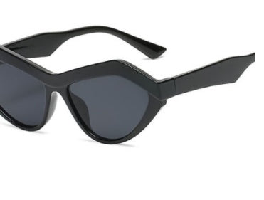 Womens Triangle Cat Eye Sunglasses UV400 Protection Fashionable Sun Glasses for LadiesLightweightFrame Comfort