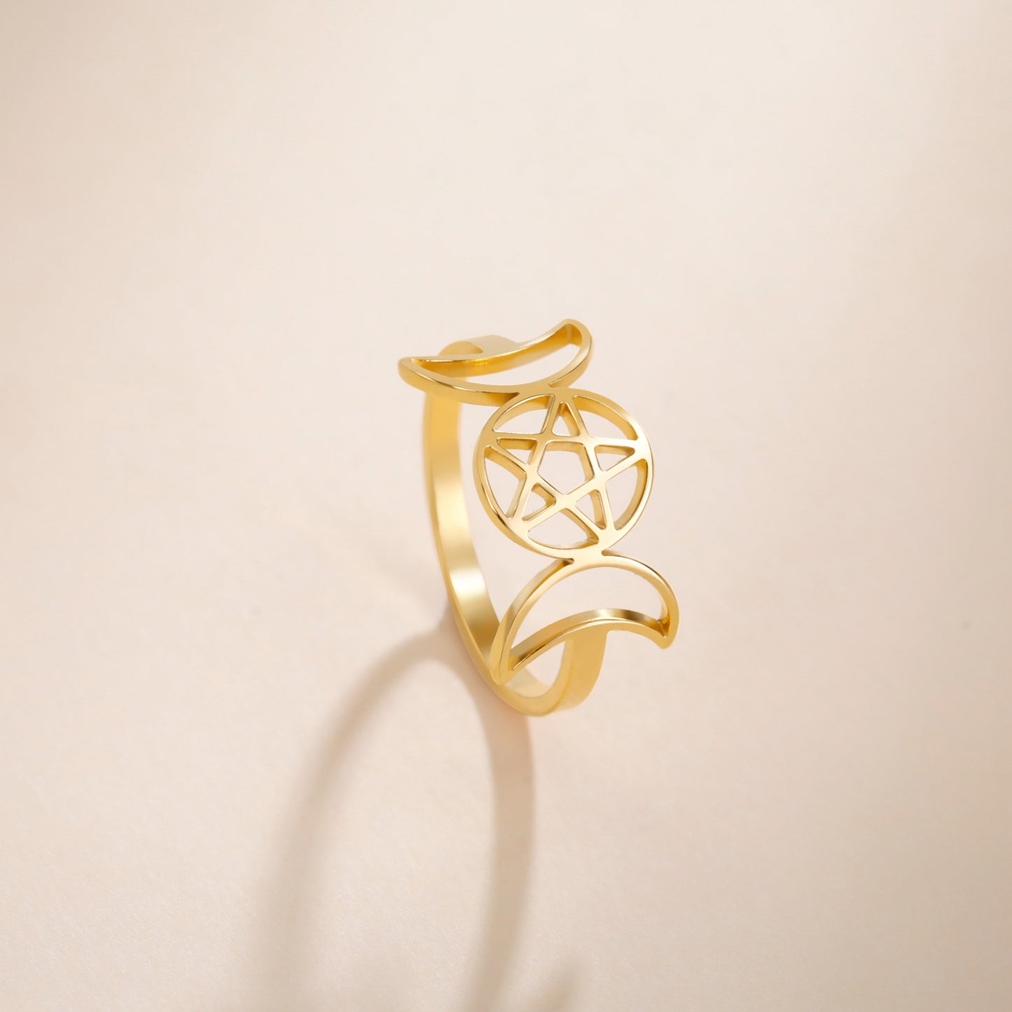 Unisex Double Moon Pentagram Ring Stainless Steel Electroplated Gold Band Jewelry Size 7 8 9 10 11 Modern Touch