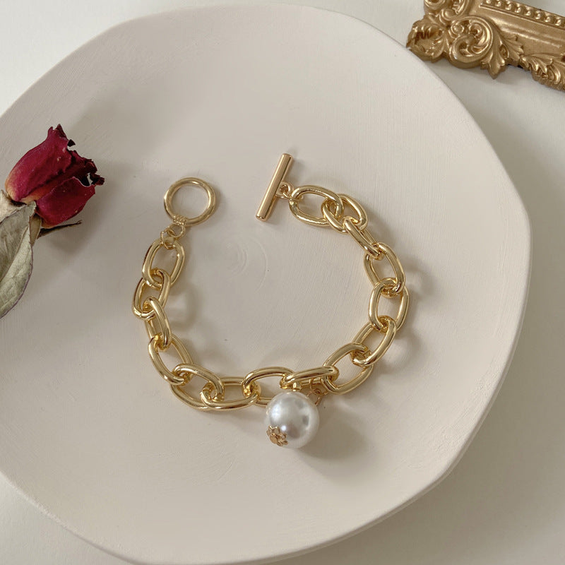 Womens Retro Geometric Alloy Bracelet With Pearl Pendant Electroplated Punk Jewelry Large Pearl Bracelet Female