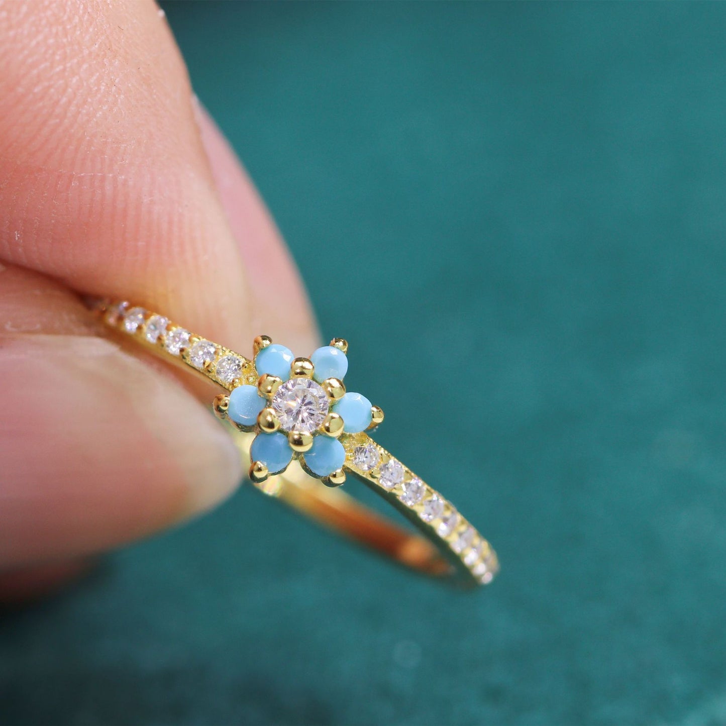 Sterling Silver Daisy Ring For Women Minimalist 925 Silver Little Flower Jewelry Elegant Everyday Wear Gift Ready