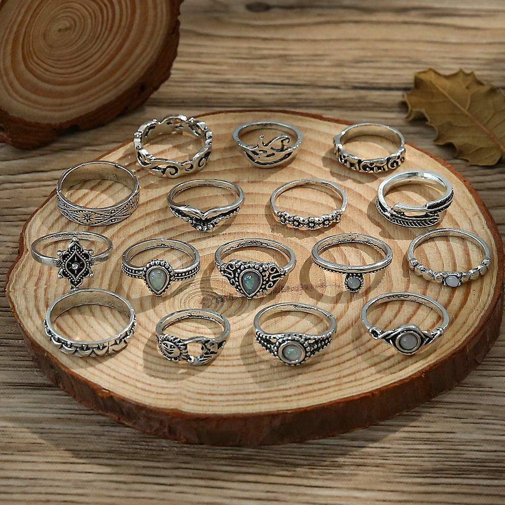 Womens Gold Plated Rings Set Bohemian Retro Animal Wave Design With Gems 16 Piece Jewelry Gift For Her Fashion