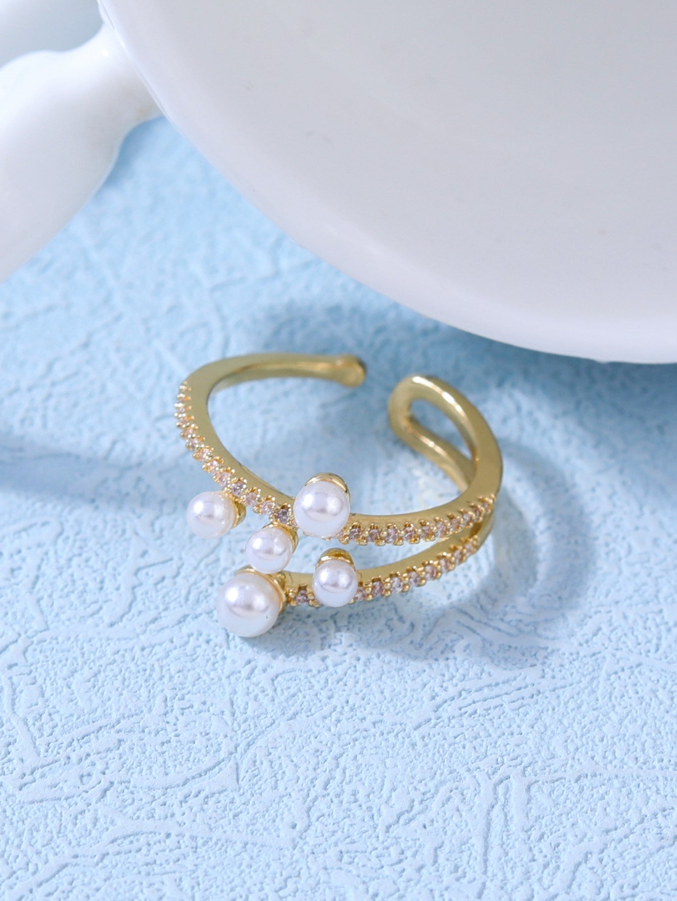 Womens Open Pearl Ring Adjustable Gold Tone Copper Zircon Geometric Fashion Jewelry Accessory Elegant Modern Design