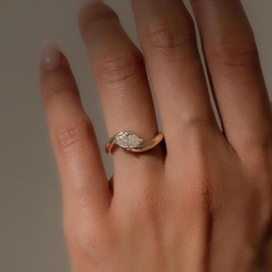 Women Titanium Steel Ring Plated 18K Gold With Horse Eye Zircon Geometric Tree Design Gift For Her Modern Look