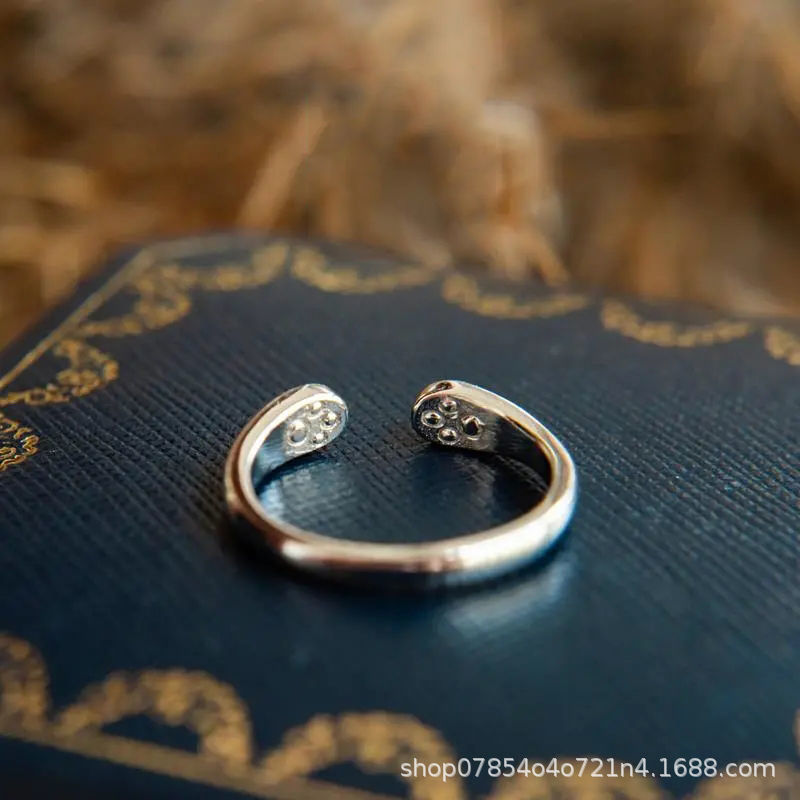 Adjustable Ring With Cute Cat Paw Print Original Design Copper Animal Ring Electroplated Finish Ring For Women