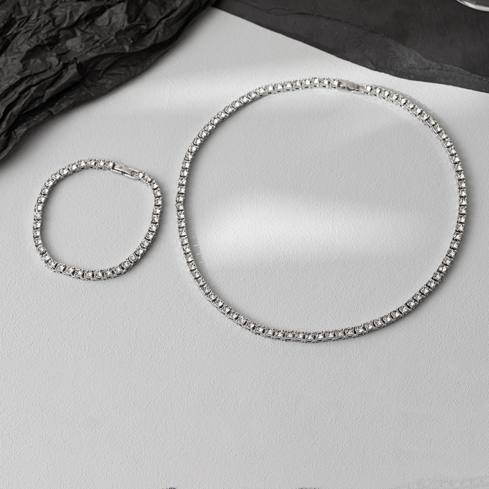 Unisex Cuban Bracelet Electroplated Alloyed Geometric Diamond Studded Fashion Jewelry Punk Bracelet For Ladies