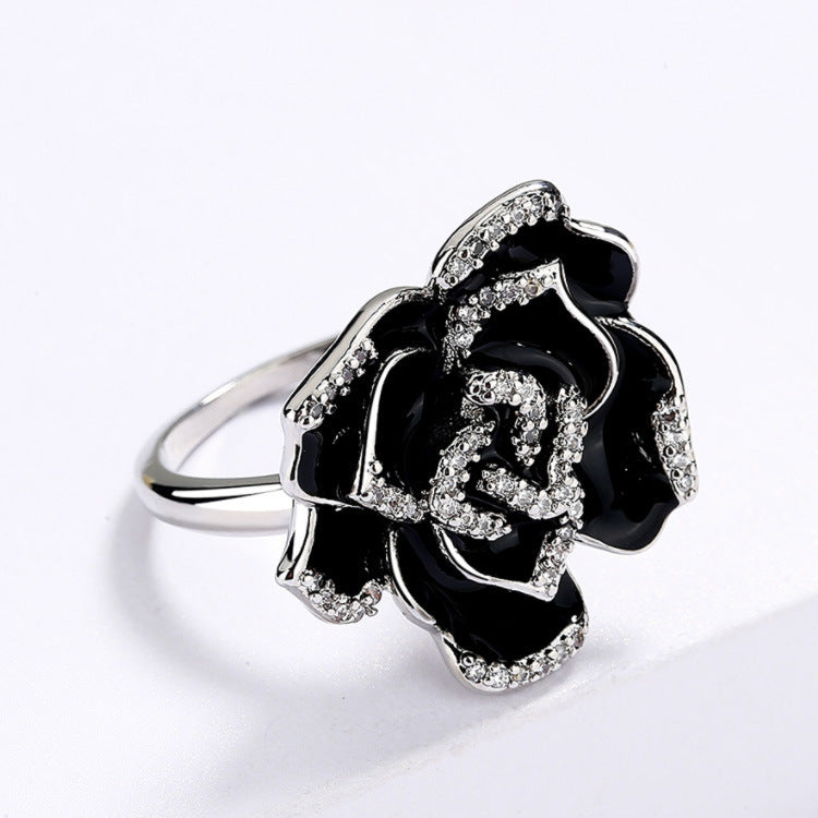 Vintage Enamel Ring For Women Black Flower Design Elegant