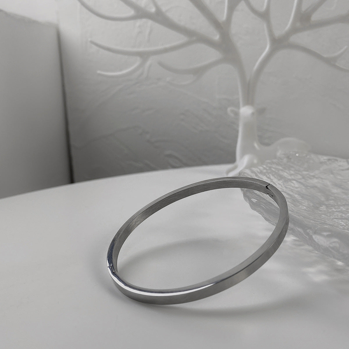 Womens Titanium Steel Bracelet Adjustable Fashion Bangle Ethnic Totem Circle Jewelry European Boho Chic Europe