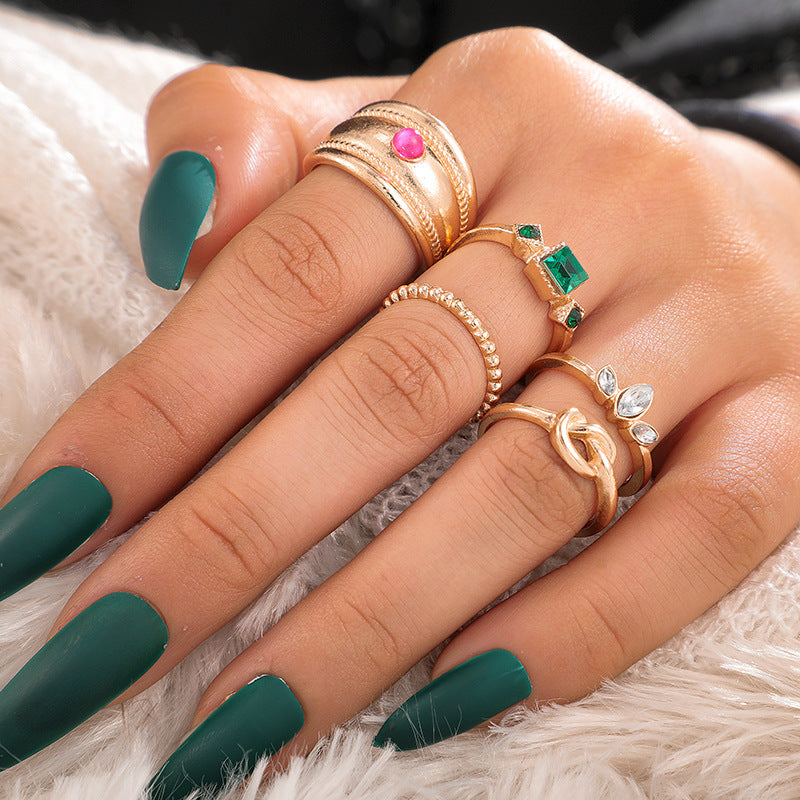 Womens Retro Knuckle Rings Set Wide Alloy Inlaid Gems European Geometric Design Electroplated Finish Design Set