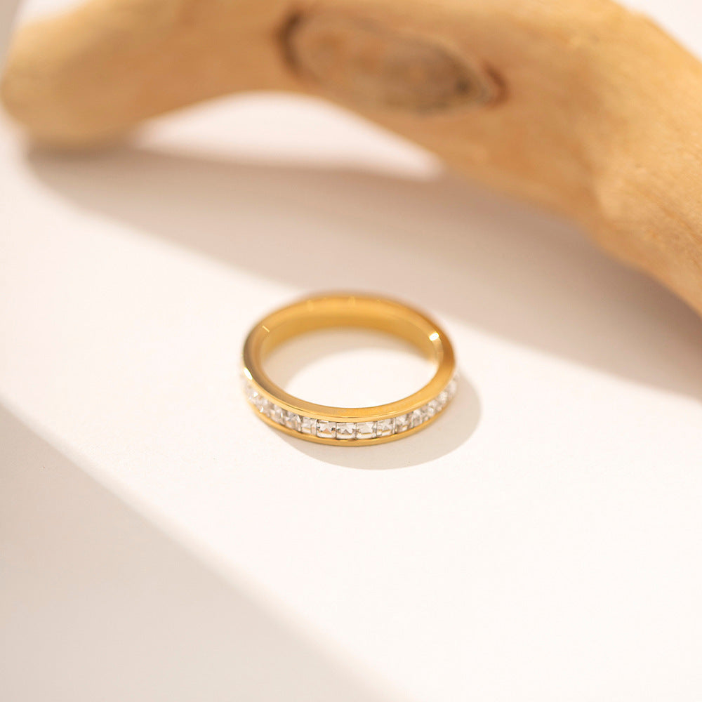 Retro Ring Single Diamond Ring Inlaid Zircon Ring Stainless Steel Ring Geometry Ring for Women and Girls Fashion Jewelry Gift Present