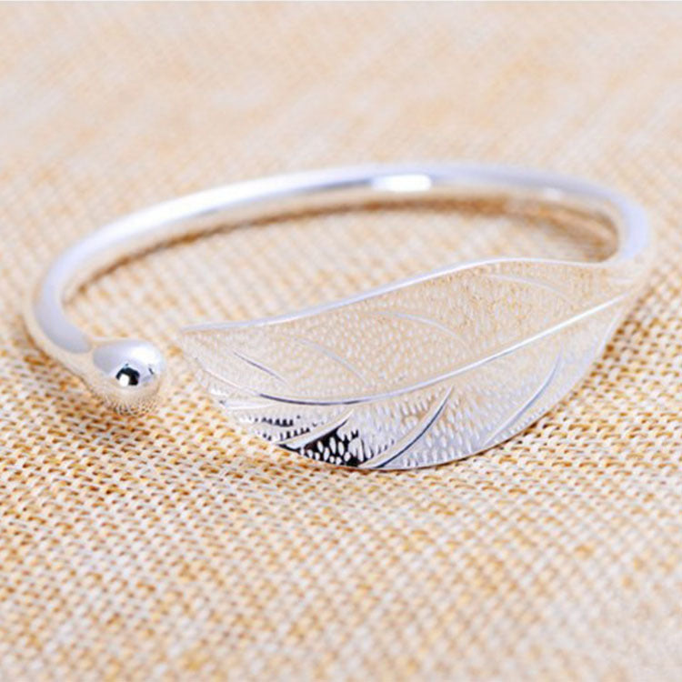Womens Leaf Bracelet Silver Electroplated Copper Jewelry Gift For Wedding Anniversary Birthday Elegant Designs