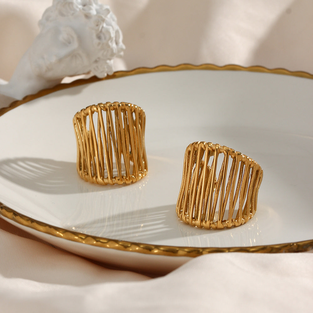 Unisex Gold Cross Ring Stainless Steel Woven Banding Religious Jewelry Durable Electroplated For Women And Men