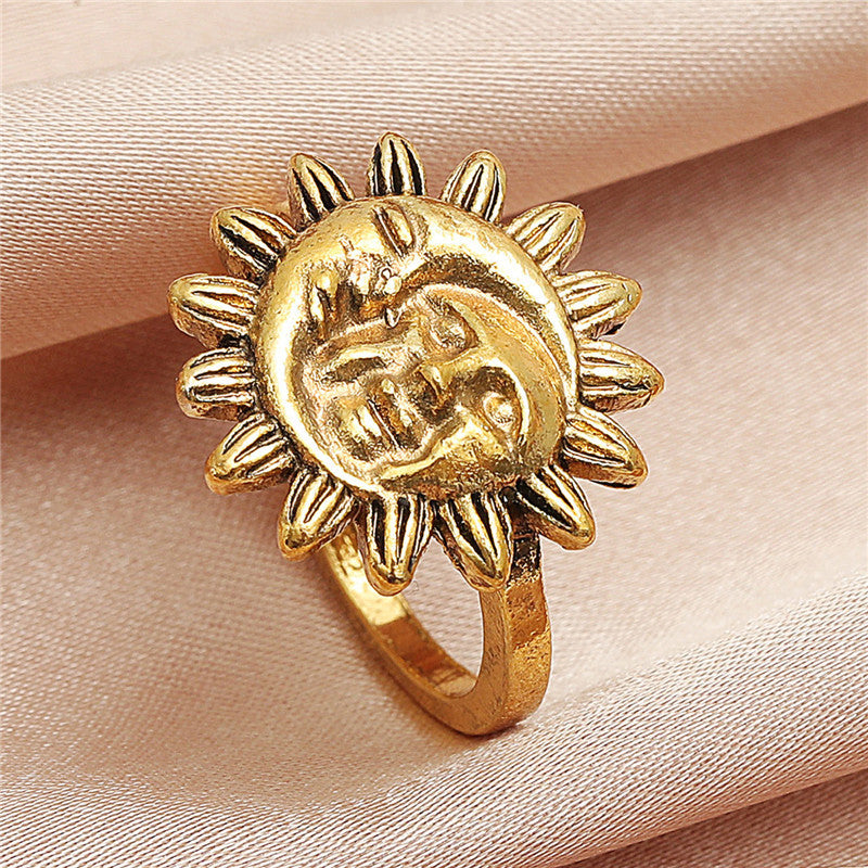 Vintage Abstract Face Ring Geometric Alloy Electroplated Jewelry Fashion Statement Ring With Unique Creative Design