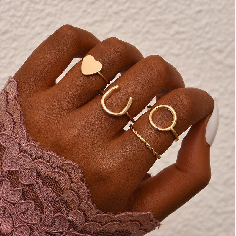 Fashionable Zinc Alloy Ring For Women Beautiful Everyday Accessory High Quality Design Ring Elegant Shine Look