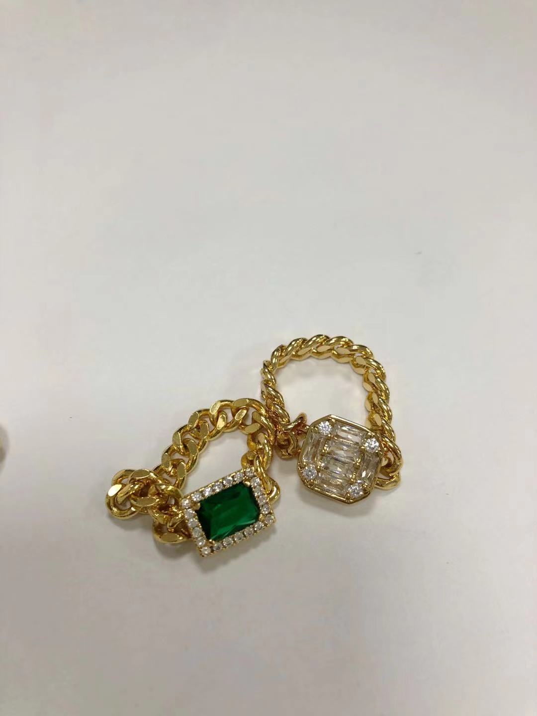 Emerald Inlay Brass Ring With Chain Golden Green Accent