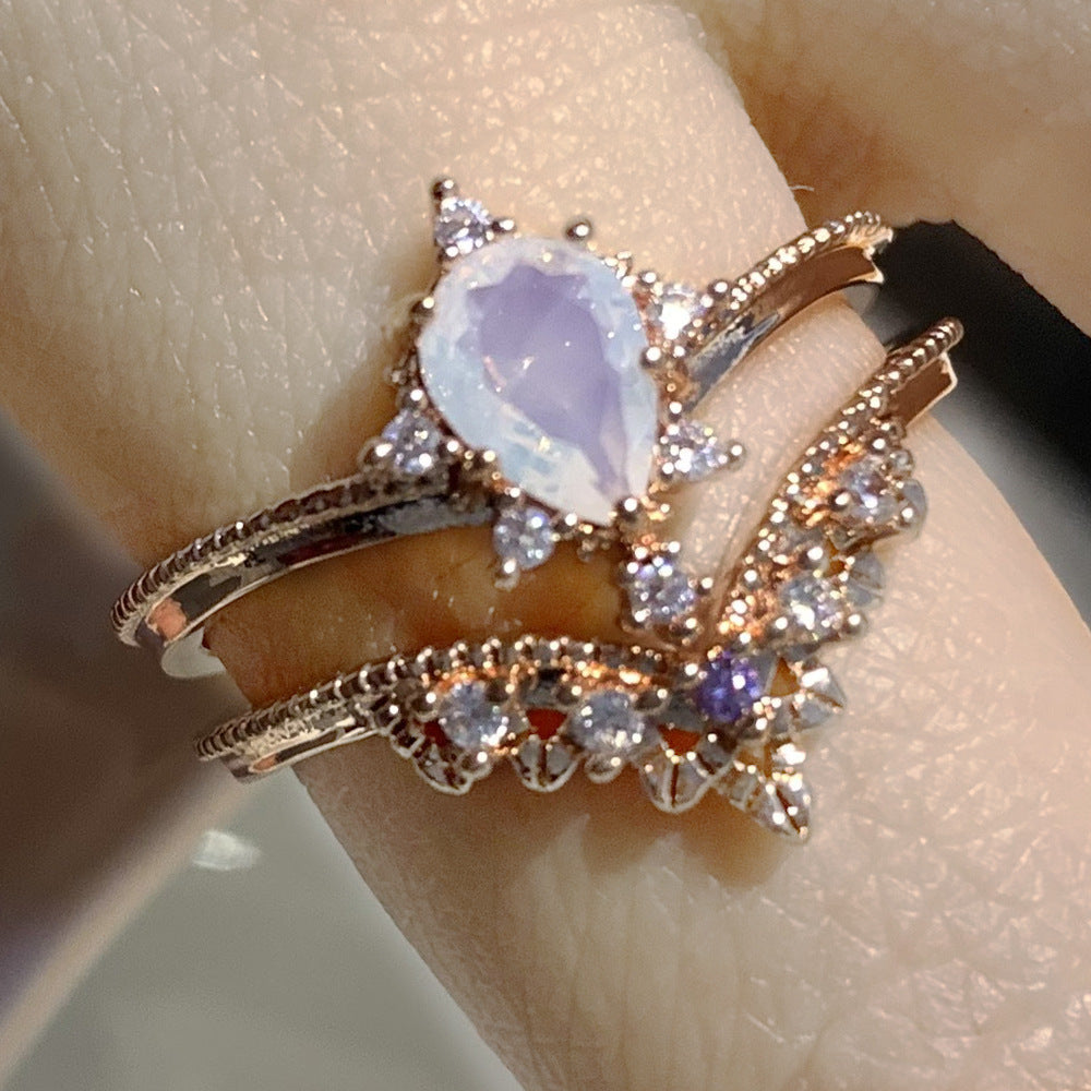Womens Retro Persian Lace Ring Gold Plated Copper Crown Setting Elegant Jewelry For Everyday Wear Color Finish