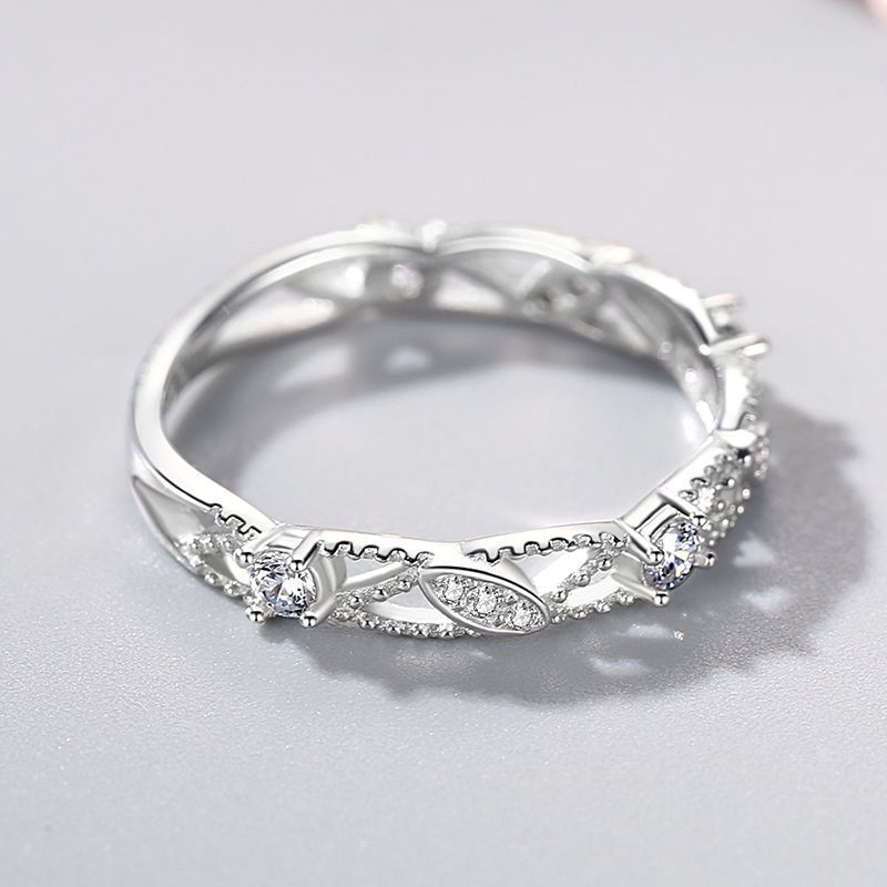 Womens Sterling Silver Leaf Diamond Ring Exquisite Design