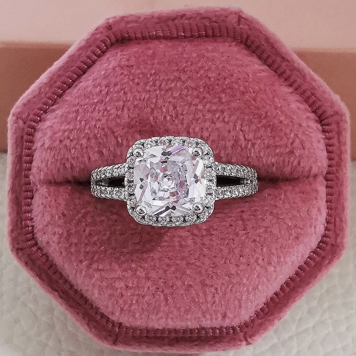 Square Geometry Ring With Colorful Zircon Crystals For Women Copper Band Fashion Jewelry Elegant Sparkling Accessory