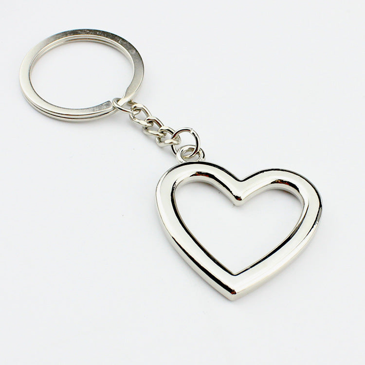 Hollow Heart Key Chain Elegant Silver Gift Beautiful Heart Shaped Design Zinc Alloy Business Gift Personalized