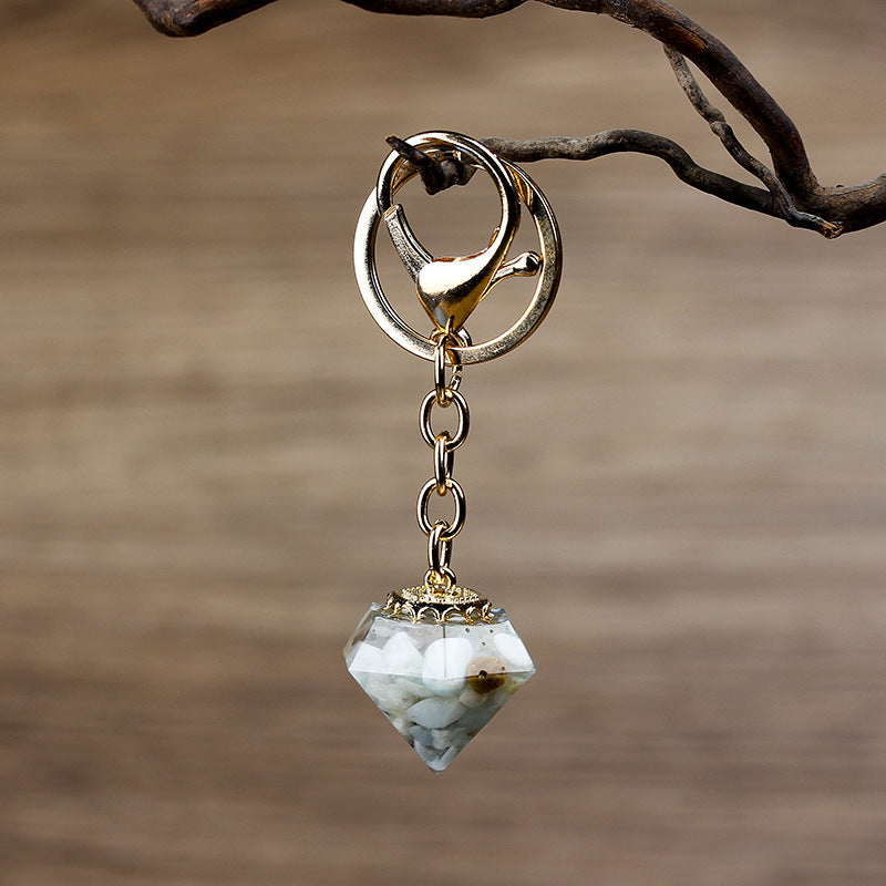 Crystal Gravel Resin Keychain Pendant Modern Design With Tapered Point Handcrafted Natural Stone Accessory Kit