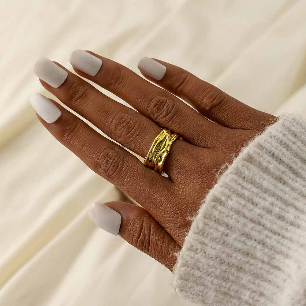 Unisex Stainless Steel Ring With Irregular Pleated Design Electroplated Fashion Jewelry Band For Women And Men Wear